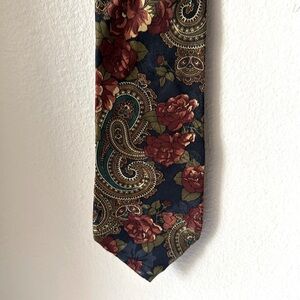 BUGATTI Italian Silk Paisley Floral Neck Tie